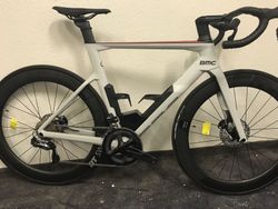 Nové BMC Timemachine Road 01 three- letošní model 2019
