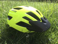 Přilba Specialized Shuffle