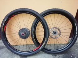 Komplet sada 29"kol na DT Swiss 370 straightpull
