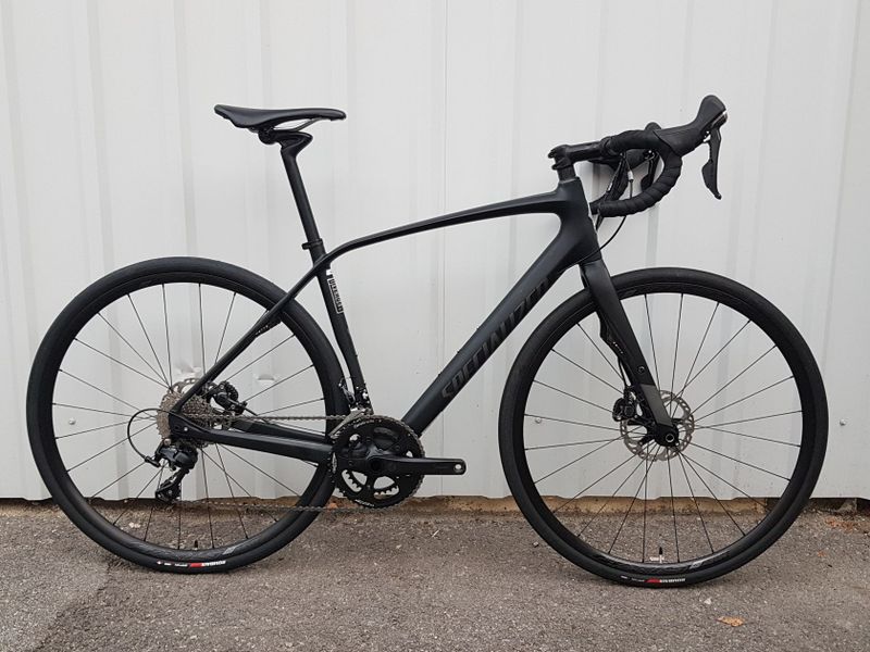 Velmi zachovallý Diverge Comp 2017, vel 56cm. Na postavu cca 175-185cm.