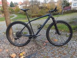 Horské kolo SPECIALIZED Epic HT Pro Carbon 29 Black/Chameleon L 2018 testovací - VÝPRODEJ
