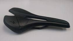 Sedlo Specialized Toupe Comp Gel 143mm