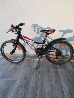 Rock Machine 20