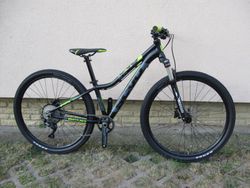 Nové nejeté 27,5" kolo na rámu Scud Face 13", vzduchová vidlice Suntour Raidon, Shimano Deore 1x10