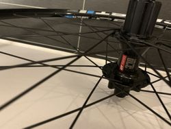 Tubeless kola ZTR Crest + DT Swiss 370