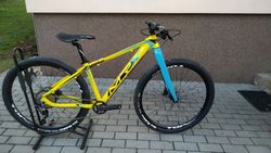 Nové (10,2kg) juniorské kolo MRX 27,5" Elite