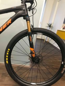 Turner Czar, Shimano XTR M9000, Fox 32 Factory, váha 10,12 kg