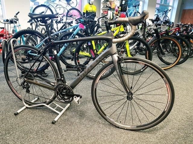 trek domane oclv carbon