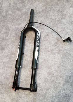 Vidlice Rock Shox RS-1 Top stav
