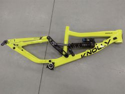 Rám Knolly Podium vel. S.M + FOX DHX RC4 Kashima + zadní náboj NOVATEC zdarma