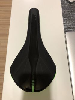 Sedlo Syncros XM 1.5