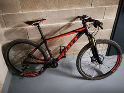 SCOTT SCALE 740 model 2016
