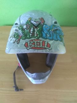 Přilba Bell