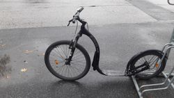 KOLOBĚŽKA KICKBIKE CROSS MAX