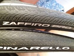 vittoria zaffiro pro 25