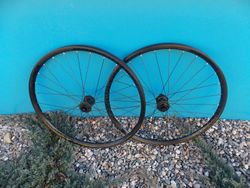 Horská kotoučová kola Bontrager Line Comp 30 TLR Boost 29