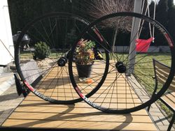 Lehké záplety DT SWISS XM481 29”, DT350, Sapim CX Ray