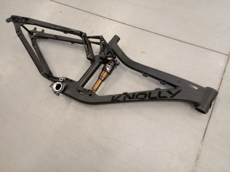 Knolly Chilcotin vel. S,L