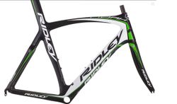 RIDLEY silniční karbonový rám + vidlice Noah13 & R-Flow 1303Am, L