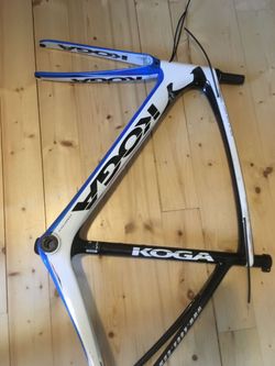 Karbonovy silnicni ram KOGA Kimera road ud team, 60cm, opravena patka!