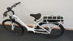 Kellys Ebase, velikost 17" (450 mm), Steps 6000