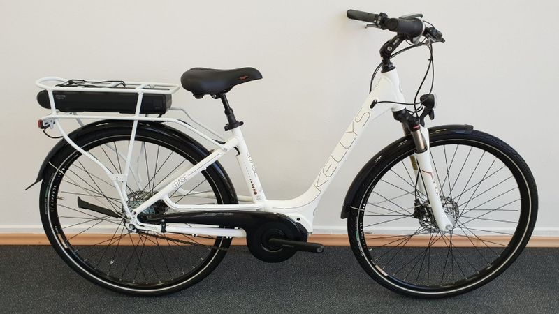 Kellys Ebase, velikost 17" (450 mm), Steps 6000