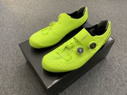 Shimano SH-RC9 S-Phyre Road Shoe - ESHRC9OC - neon-yellow