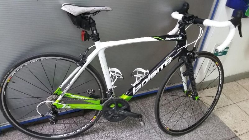 Silniční kolo Lapierre Xelius EFi 200