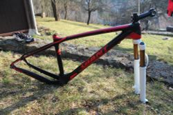 Rámová sada Giant XTC, vidlice Fox Kashima