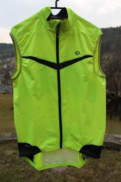 Bunda BBB, vesty Pearl Izumi