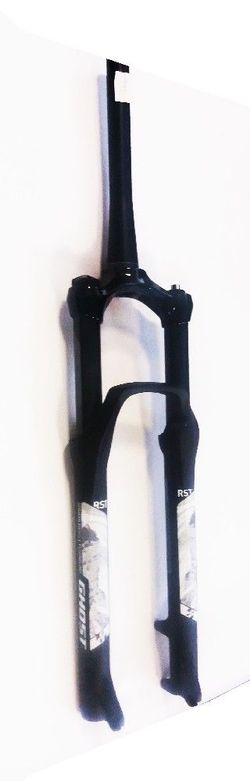 Odpružená vidlice RST Aerial 29" - AIR, LO, tapered