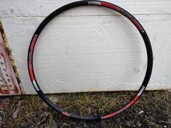 bontrager Mustang 29" ráfek