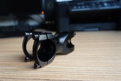 Představec Azonic Predator 31,8mm/ 60mm/ 120g!!!