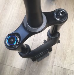 nový RockShox Lyrik RC 29", 160mm
