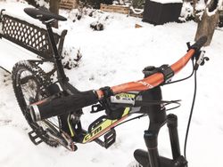 CTM Scroll 27,5 bezduše, 160/160mm, komplet RockShox+Shimano SLX