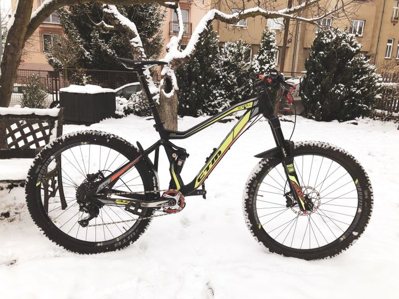 CTM Scroll 27,5 bezduše, 160/160mm, komplet RockShox+Shimano SLX