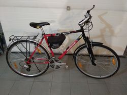 trekingové dámské kolo