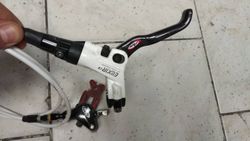 Avid Elixir Carbon