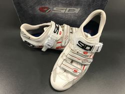 Silniční tretry Sidi Laser Carbon white-vernice