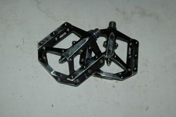Pedály HT AE03 černé
