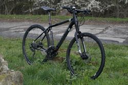 Prodám trekingové kolo CANNONDALE QUIK CX 1