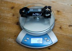 Lehký hliníkový představec KRU Cycling - 105g (90mm) - 35% sleva