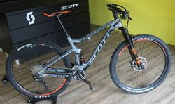 SCOTT Spark 910 2018 - zcela nové univerzální celoodpružené kolo s karbonovým rámem