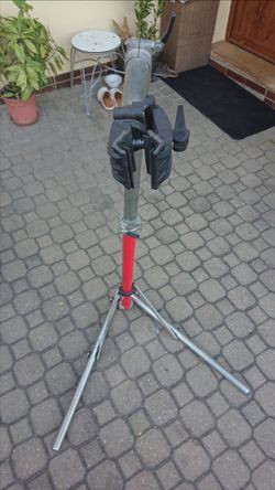 Montážní stojan
