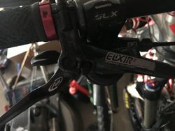 Avid Elixir R přední+zadní