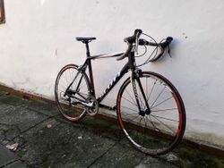 SCOTT CR1 COMP za 25 000,-