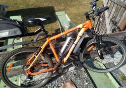 Apache Everest bike