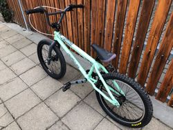 BMX Kolo Mongoose Villain