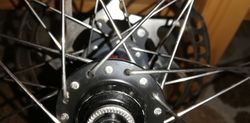 Zapletená kola pro Mtb k použití silničních plášťů