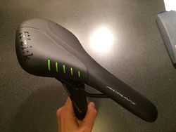 REZERVE Prodám sedlo Fizi:k Antares R5 černá/zelená